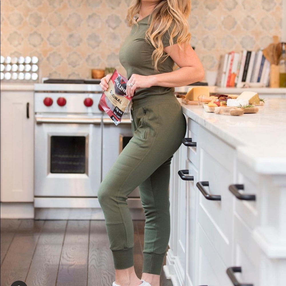 Jessie decker set tee pants xs